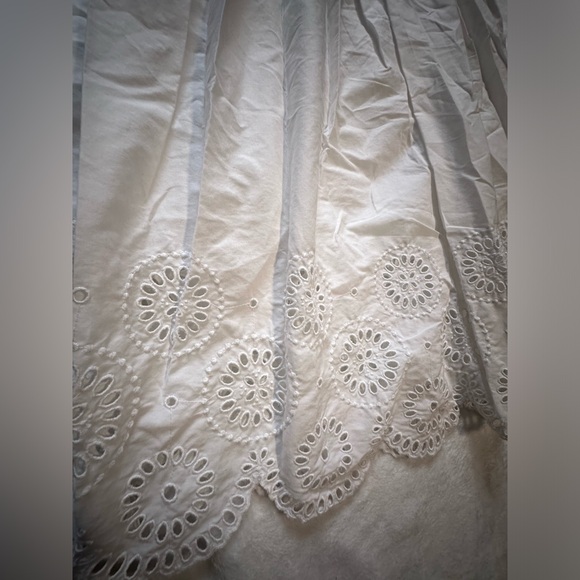 Abercrombie linen blend mini skirt with cutout detailing - Picture 2 of 2